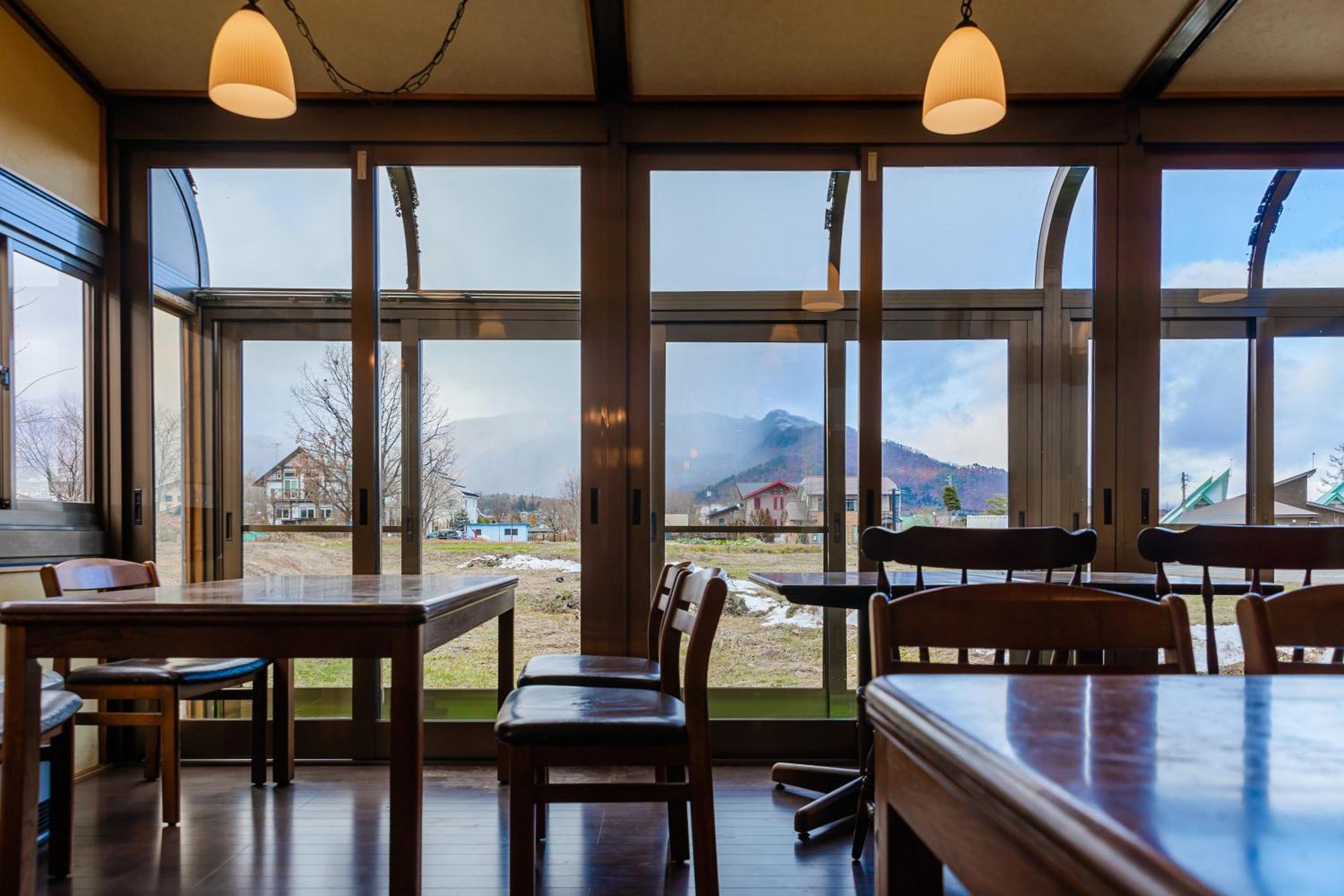 Funny Inn Hakuba Exterior photo