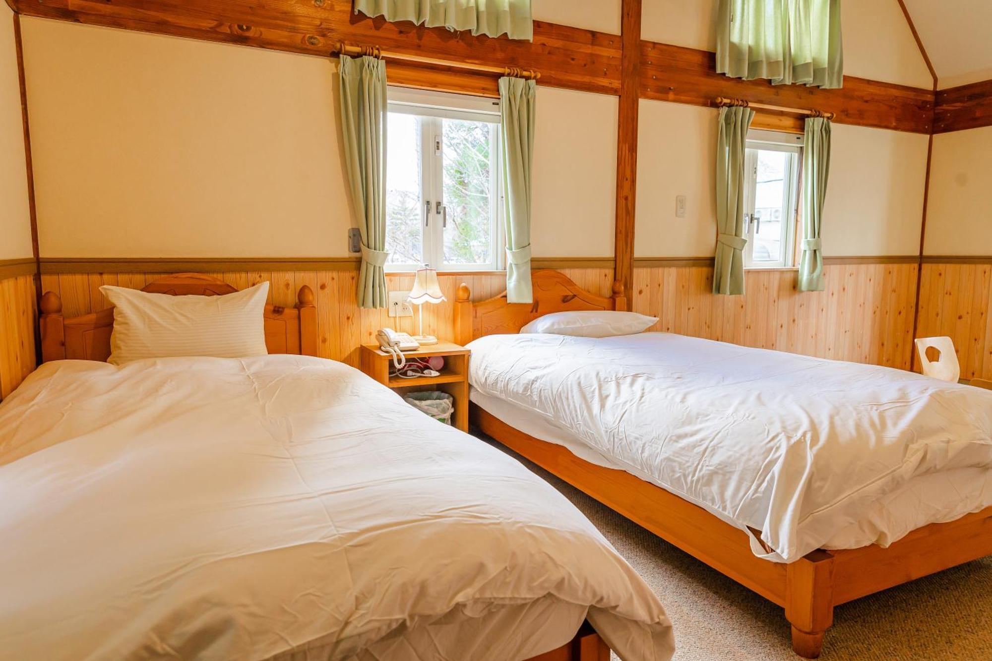 Funny Inn Hakuba Exterior photo